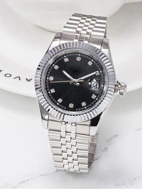 Classic Silver Men's Watch with Black Dial